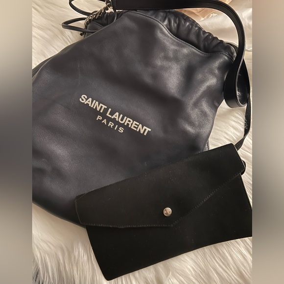 Saint Laurent teddy bucket bag - Picture 3 of 3